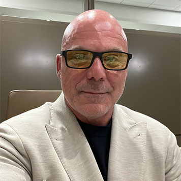 David - Corporate Business Development & Sales Operations Manager